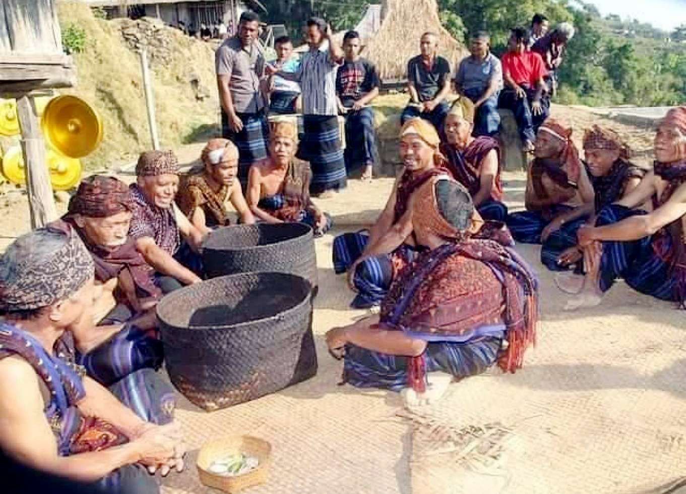 Melebur Sosial